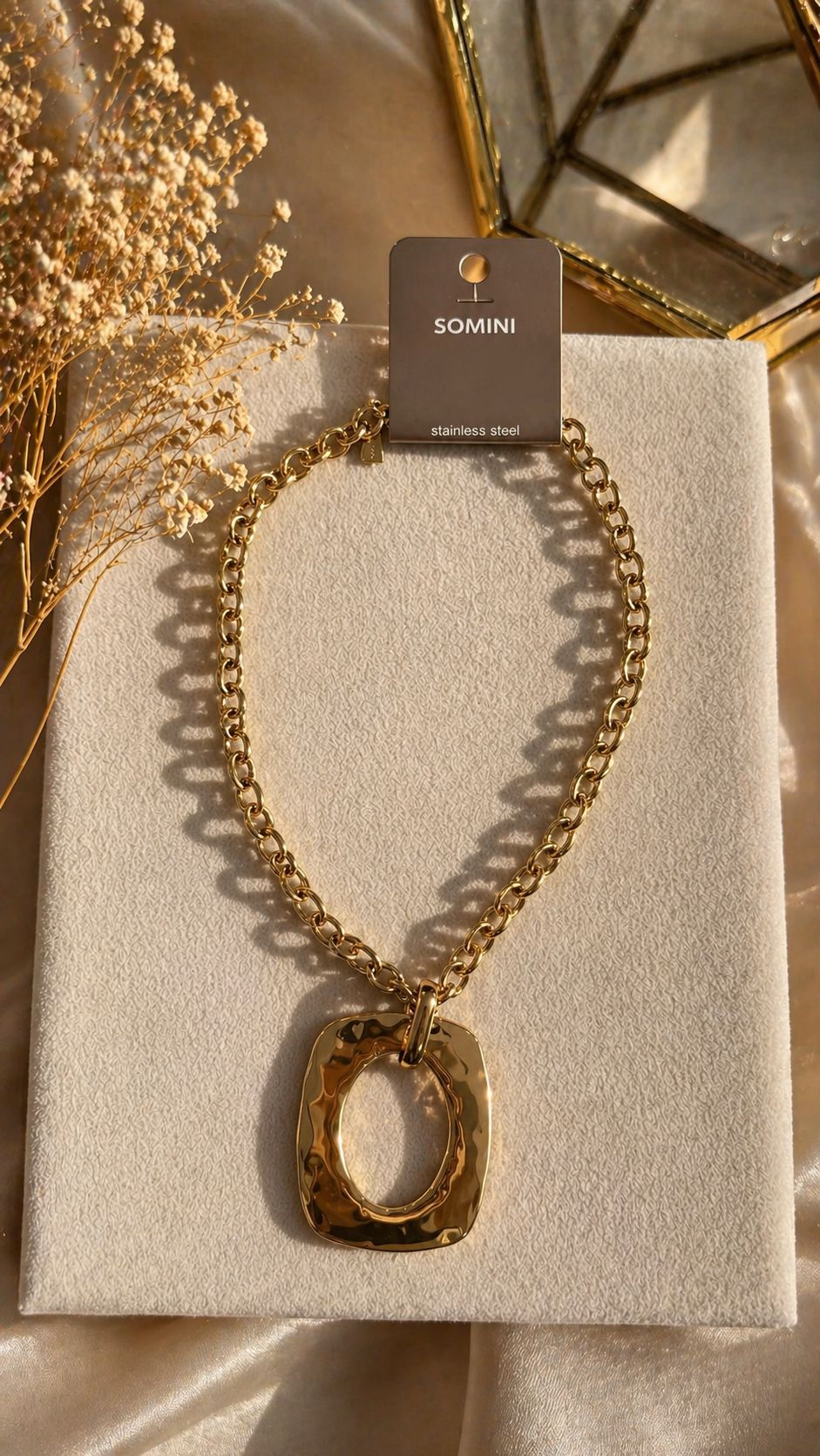 Colar Dourado Elo Aurora