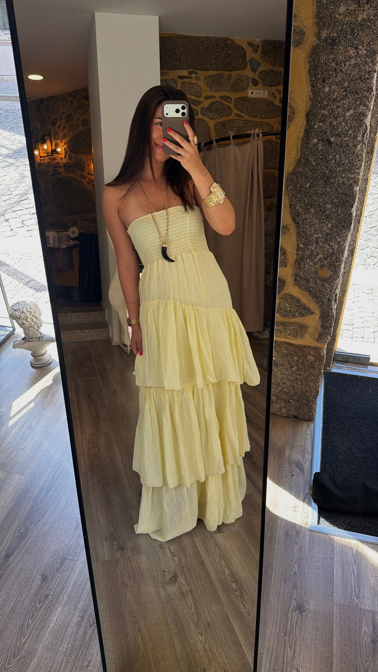 Vestido de Folhos Amarelo